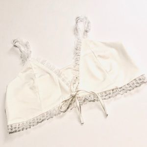 SHEIN WHITE FRONT TIE CROP TOP W/ CONTRAST LACE